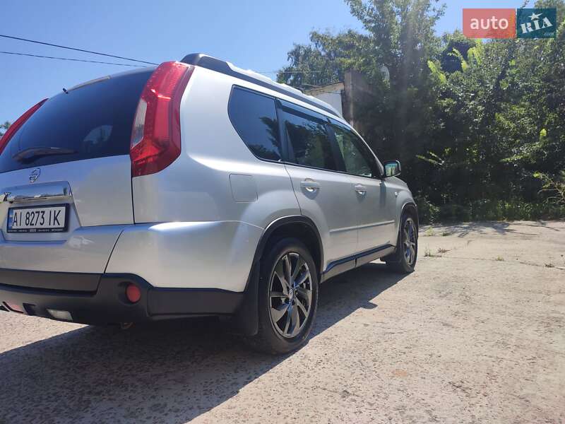 Позашляховик / Кросовер Nissan X-Trail 2011 в Києві