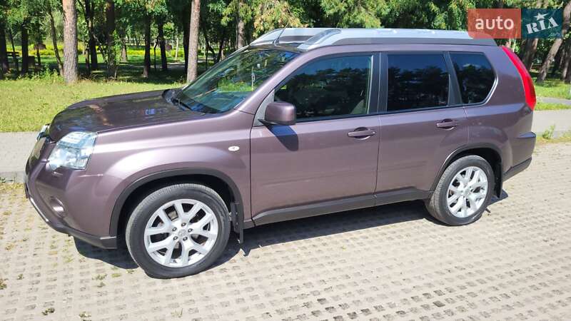 Внедорожник / Кроссовер Nissan X-Trail 2012 в Киеве