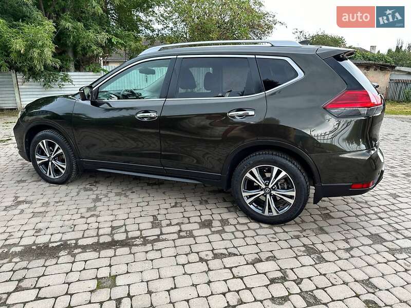 Позашляховик / Кросовер Nissan X-Trail 2017 в Івано-Франківську