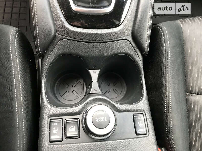 Позашляховик / Кросовер Nissan X-Trail 2019 в Калуші