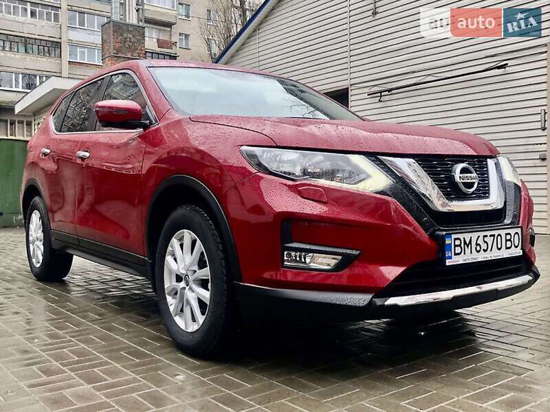 Внедорожник / Кроссовер Nissan X-Trail 2018 в Сумах