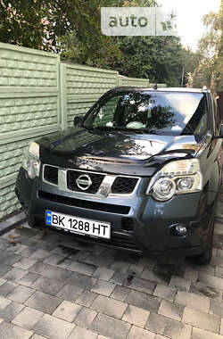 Внедорожник / Кроссовер Nissan X-Trail 2010 в Ровно