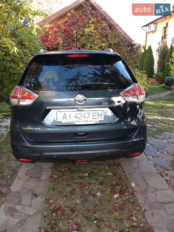 Внедорожник / Кроссовер Nissan X-Trail 2015 в Киеве