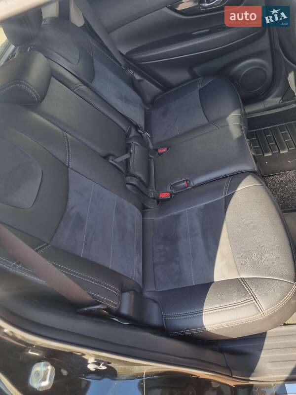 Внедорожник / Кроссовер Nissan X-Trail 2018 в Полтаве