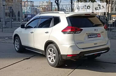 Внедорожник / Кроссовер Nissan X-Trail 2017 в Харькове
