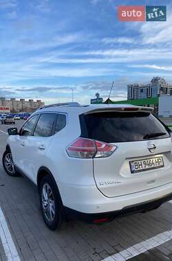 Внедорожник / Кроссовер Nissan X-Trail 2014 в 