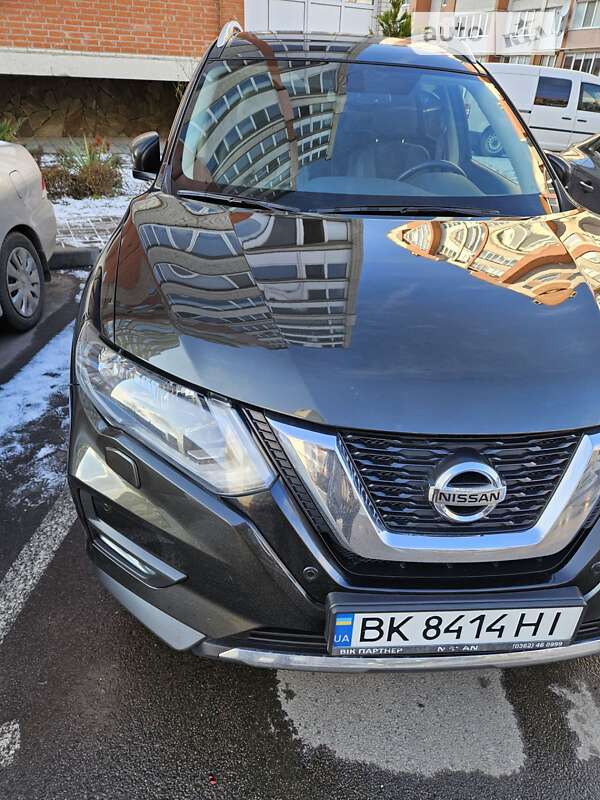 Внедорожник / Кроссовер Nissan X-Trail 2020 в Луцке