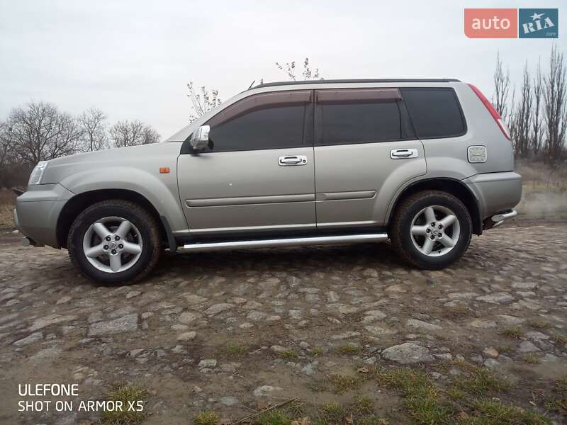 Nissan X-Trail 2003