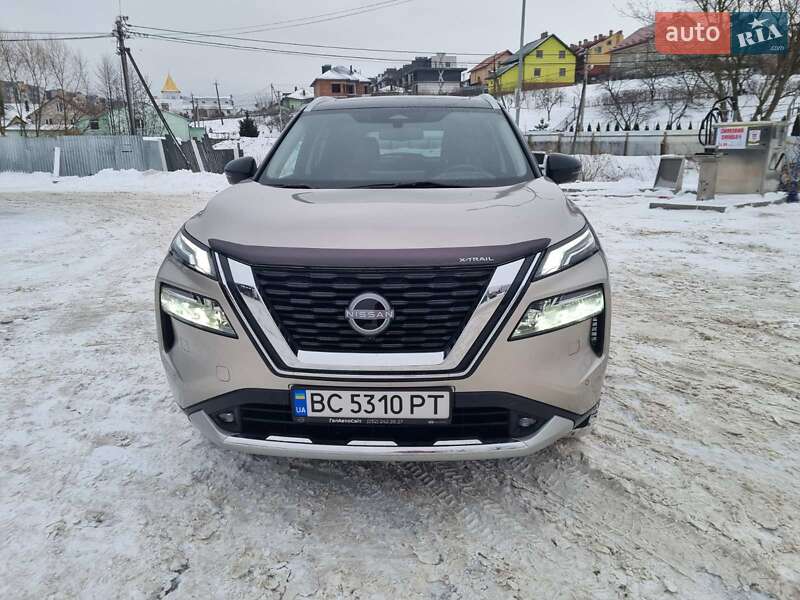 Внедорожник / Кроссовер Nissan X-Trail 2023 в Львове