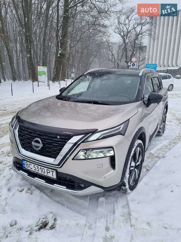 Внедорожник / Кроссовер Nissan X-Trail 2023 в Львове