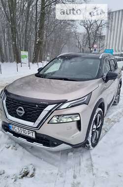 Позашляховик / Кросовер Nissan X-Trail 2023 в Львові