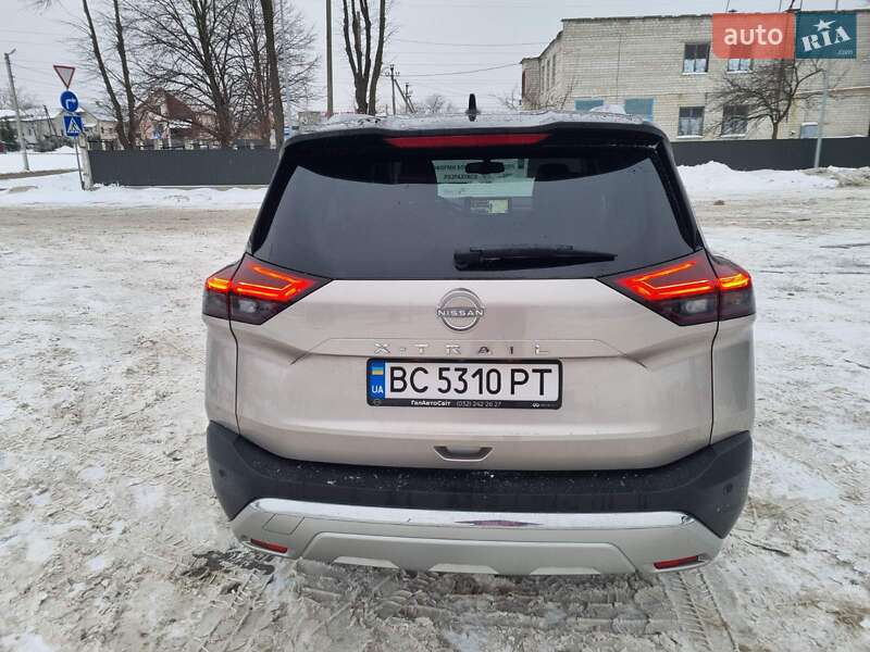 Внедорожник / Кроссовер Nissan X-Trail 2023 в Львове