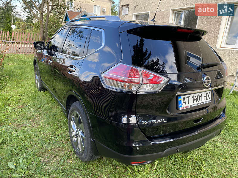 Позашляховик / Кросовер Nissan X-Trail 2015 в Городенці