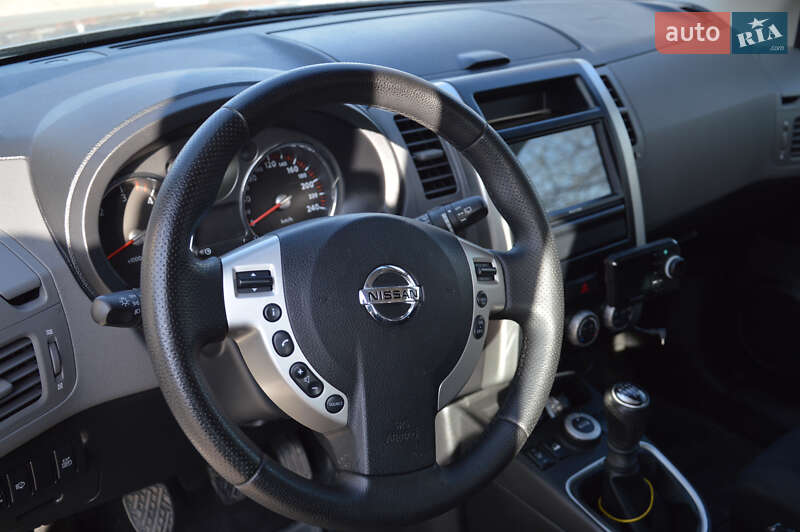 Позашляховик / Кросовер Nissan X-Trail 2007 в Ізмаїлі