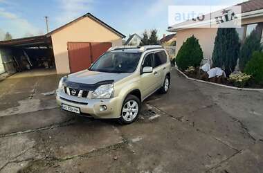 Внедорожник / Кроссовер Nissan X-Trail 2010 в Ужгороде