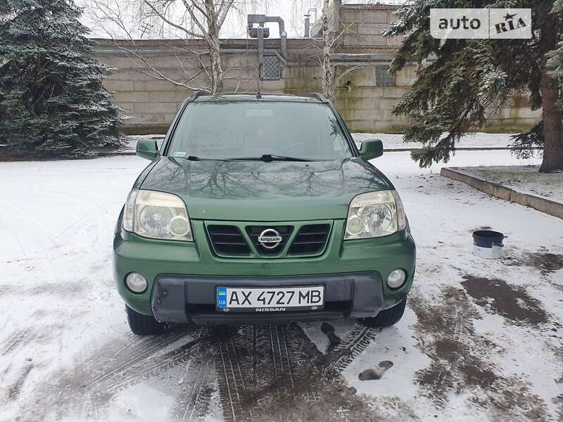 Внедорожник / Кроссовер Nissan X-Trail 2002 в Харькове