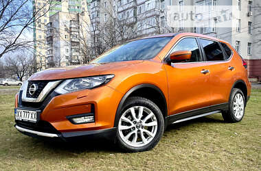 Внедорожник / Кроссовер Nissan X-Trail 2018 в Киеве