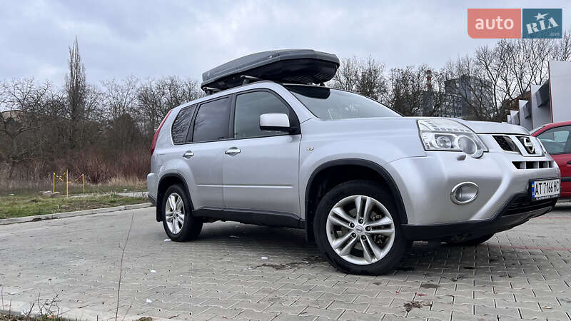 Внедорожник / Кроссовер Nissan X-Trail 2010 в Калуше