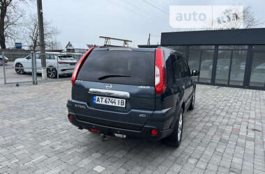 Внедорожник / Кроссовер Nissan X-Trail 2010 в Снятине