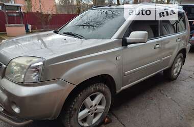 Позашляховик / Кросовер Nissan X-Trail 2004 в Стрию