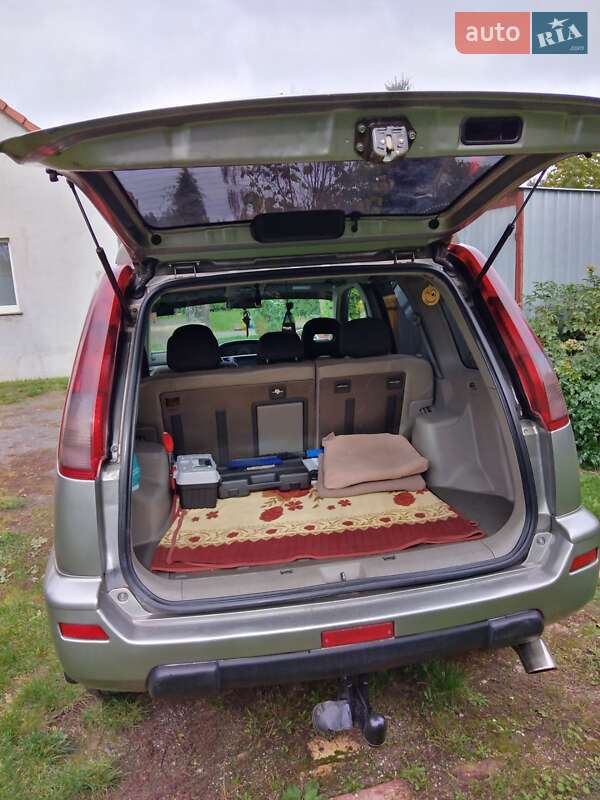 Внедорожник / Кроссовер Nissan X-Trail 2004 в Чорткове