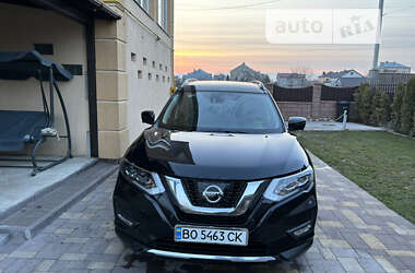 Позашляховик / Кросовер Nissan X-Trail 2017 в Тернополі