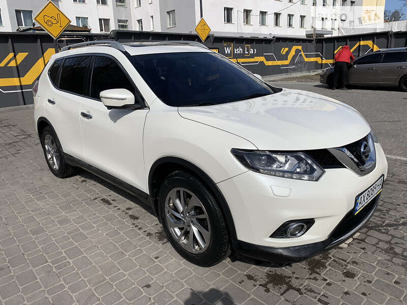 Позашляховик / Кросовер Nissan X-Trail 2017 в Харкові