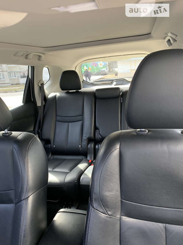 Позашляховик / Кросовер Nissan X-Trail 2017 в Харкові