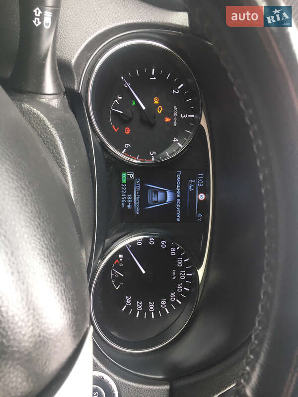 Внедорожник / Кроссовер Nissan X-Trail 2014 в Ровно