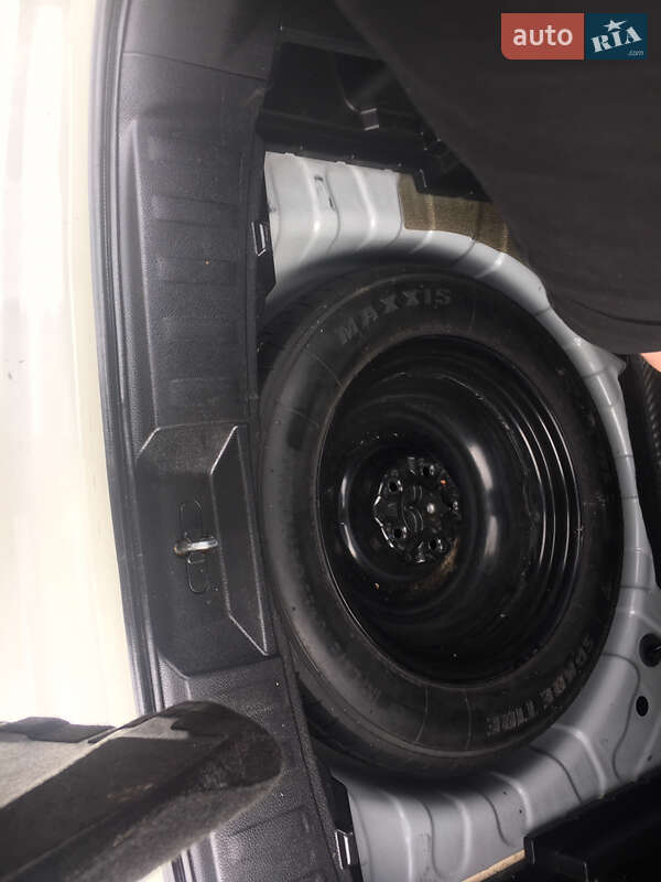 Внедорожник / Кроссовер Nissan X-Trail 2014 в Ровно