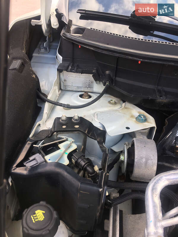 Внедорожник / Кроссовер Nissan X-Trail 2014 в Ровно