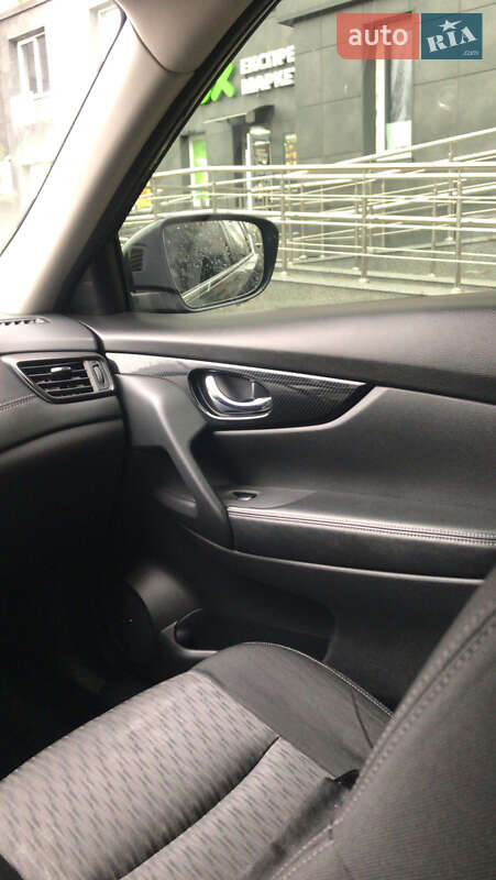 Позашляховик / Кросовер Nissan X-Trail 2018 в Києві