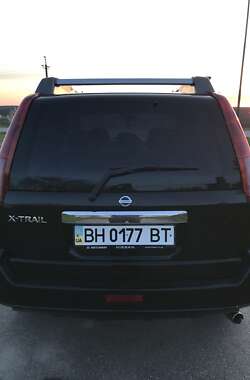 Внедорожник / Кроссовер Nissan X-Trail 2004 в Песчанке