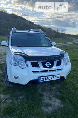 Позашляховик / Кросовер Nissan X-Trail 2013 в Одесі