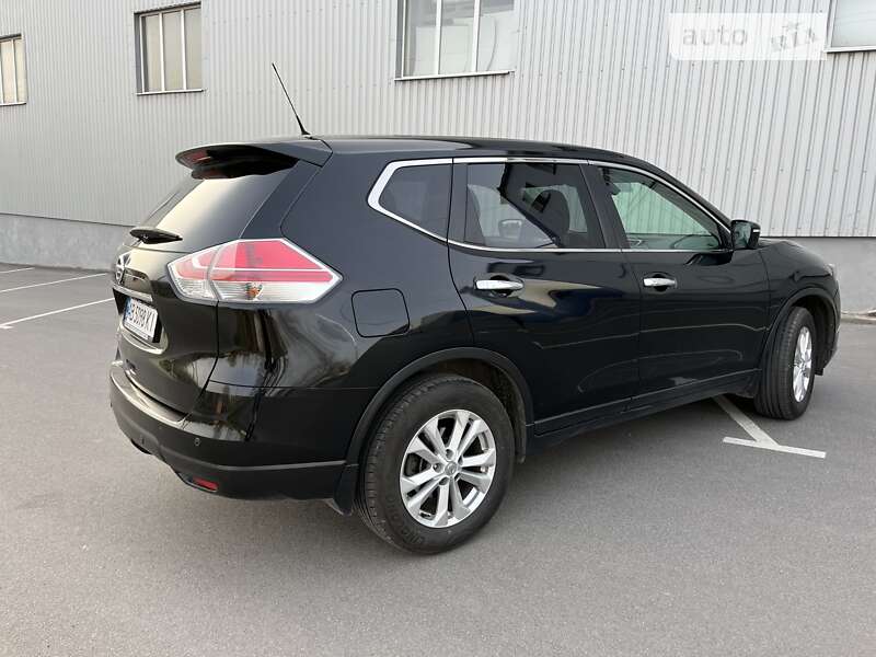 Внедорожник / Кроссовер Nissan X-Trail 2016 в Виннице