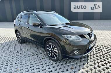 Позашляховик / Кросовер Nissan X-Trail 2017 в Хмельницькому