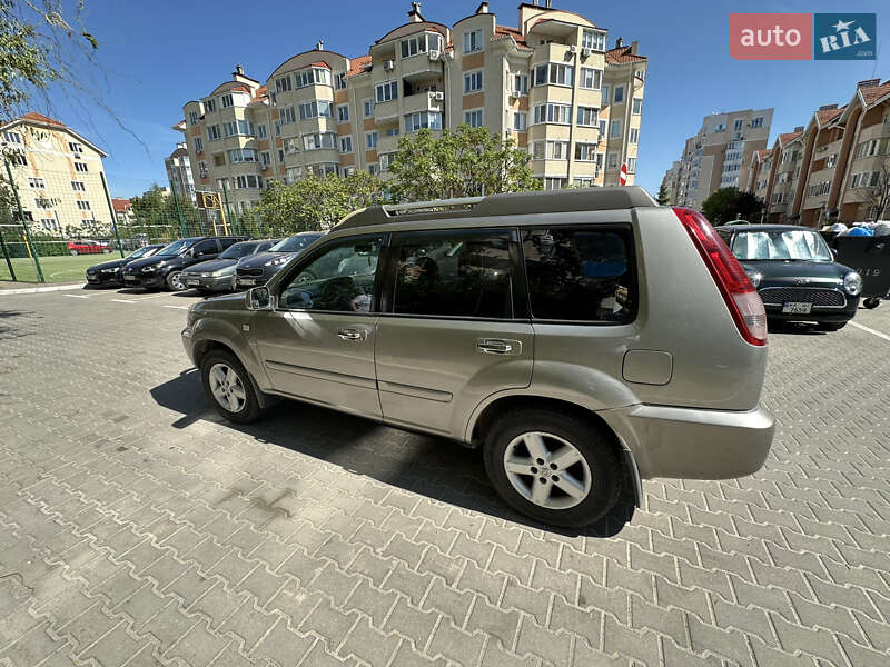 Позашляховик / Кросовер Nissan X-Trail 2005 в Фастові