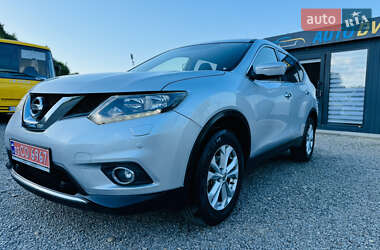 Внедорожник / Кроссовер Nissan X-Trail 2015 в 