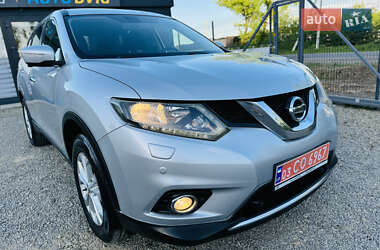 Внедорожник / Кроссовер Nissan X-Trail 2015 в 