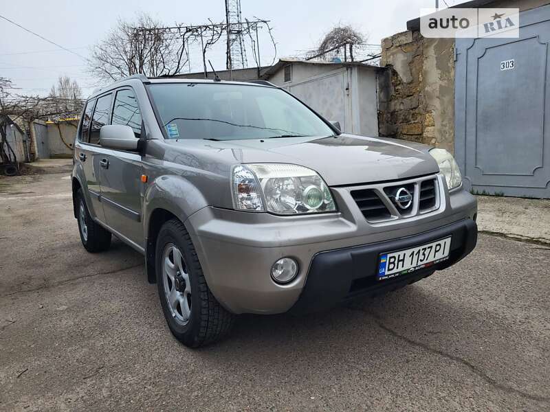 Позашляховик / Кросовер Nissan X-Trail 2002 в Одесі