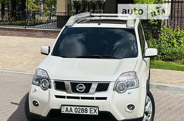 Позашляховик / Кросовер Nissan X-Trail 2011 в Києві