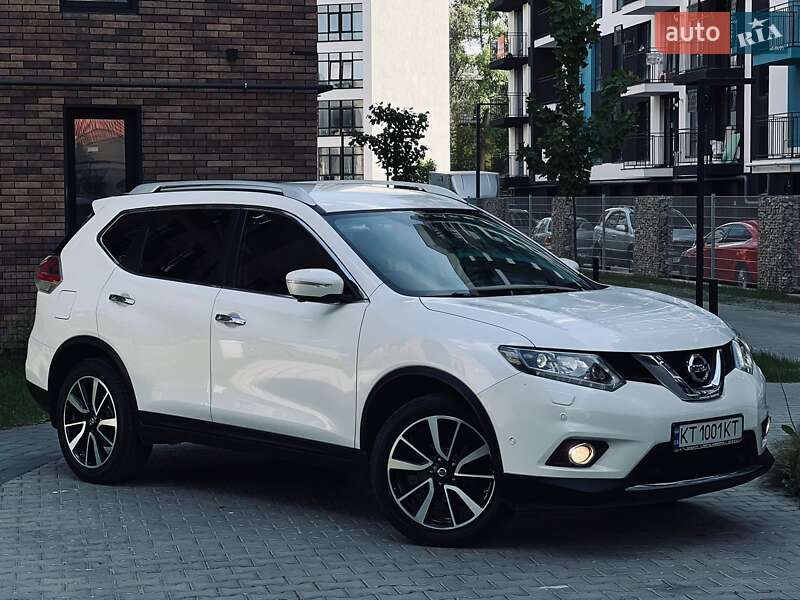Внедорожник / Кроссовер Nissan X-Trail 2015 в Ивано-Франковске