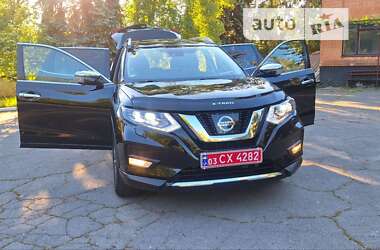 Позашляховик / Кросовер Nissan X-Trail 2018 в Новоархангельську