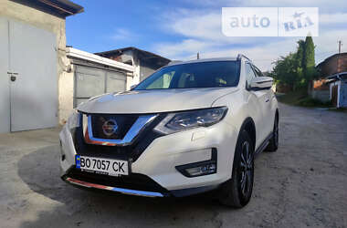 Внедорожник / Кроссовер Nissan X-Trail 2019 в Чорткове