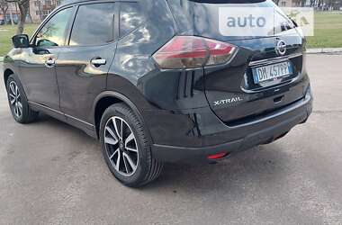 Внедорожник / Кроссовер Nissan X-Trail 2017 в Ровно