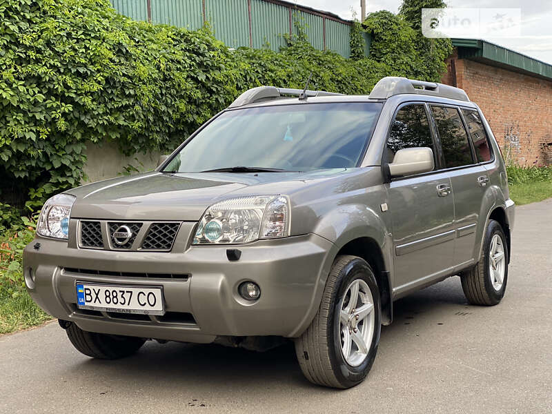 Позашляховик / Кросовер Nissan X-Trail 2003 в Хмельницькому