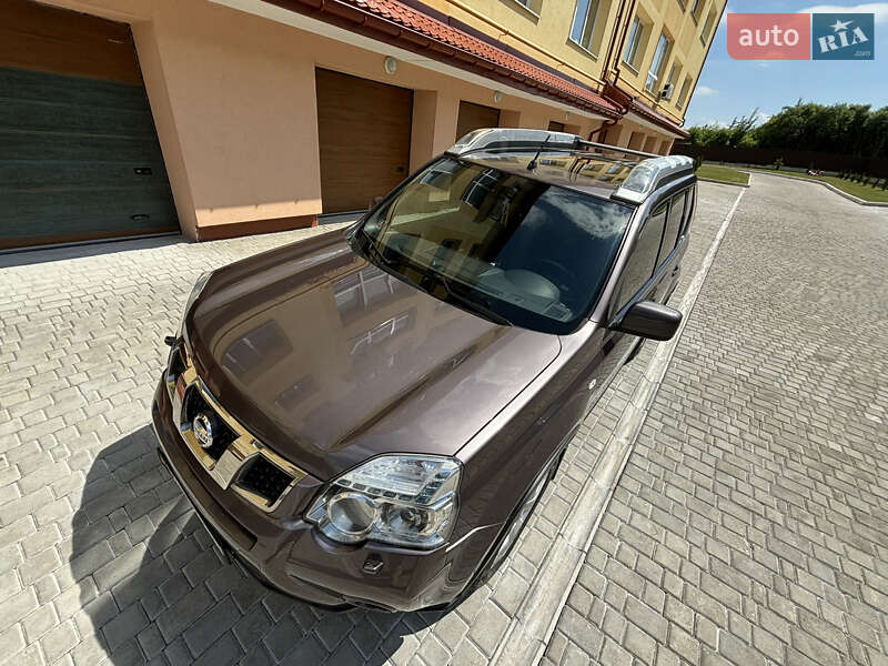 Позашляховик / Кросовер Nissan X-Trail 2012 в Львові