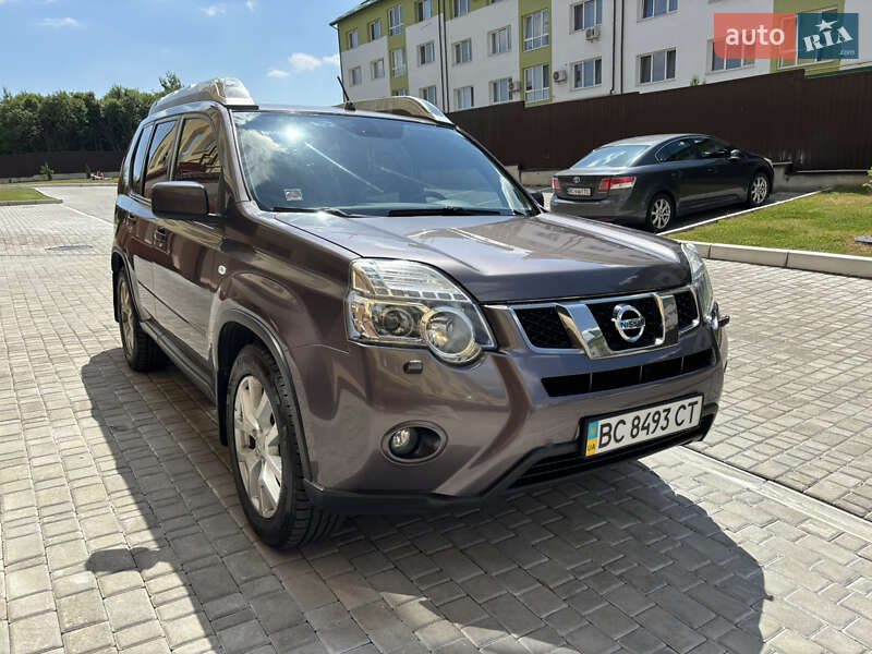Позашляховик / Кросовер Nissan X-Trail 2012 в Львові