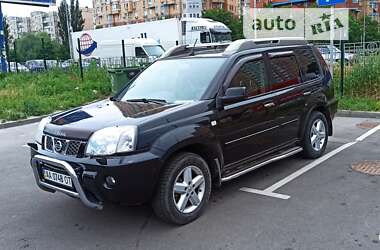 Позашляховик / Кросовер Nissan X-Trail 2004 в Києві