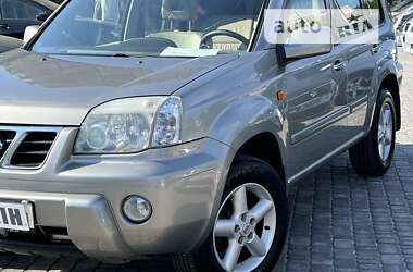 Внедорожник / Кроссовер Nissan X-Trail 2002 в Кривом Роге